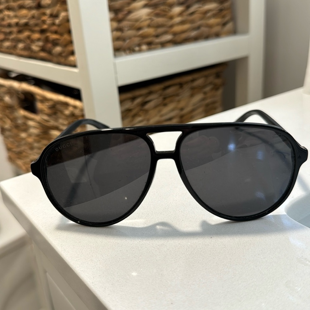 Gucci aviator sunglasses